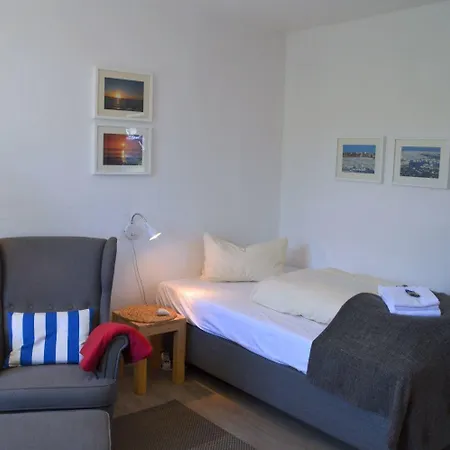 Flurstrasse - Og Links Apartman *